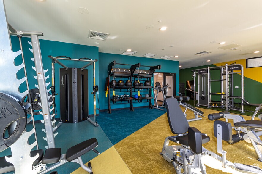 More Photos Of 1401 W 23rd St, Lawrence Apartments For Lease