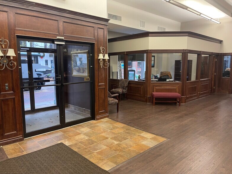 More Photos Of 107 W Michigan Ave, Kalamazoo Office For Sale