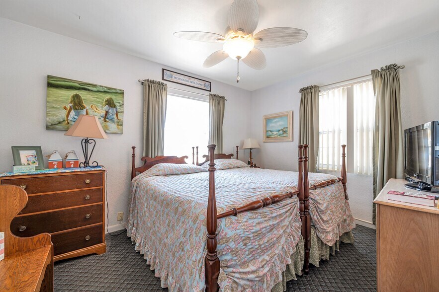 More Photos Of 1803 Gulf Blvd, Indian Rocks Beach Hotel For Sale