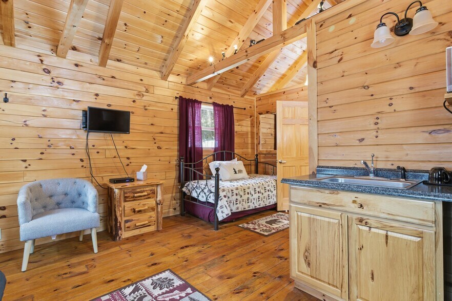 More Photos Of 581 US Route 9, Schroon Lake Restaurant For Sale