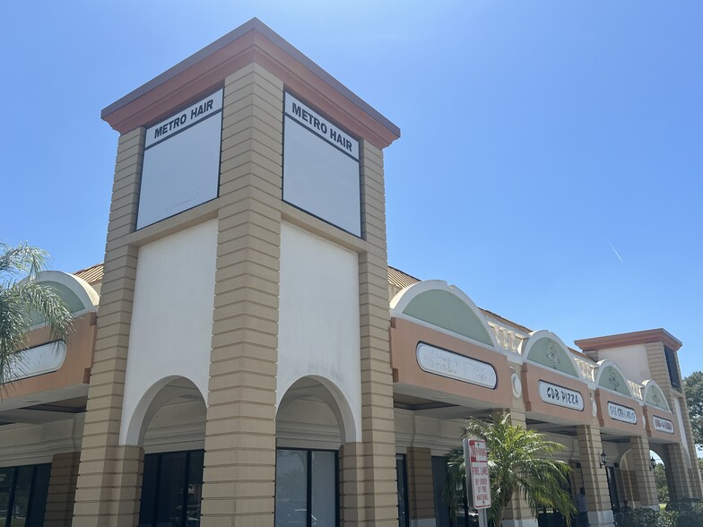 More Photos Of 13505 Icot Blvd, Clearwater Unknown For Lease