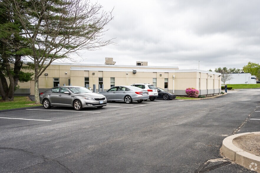 More Photos Of 1500 Pontiac Ave, Cranston Medical For Sale