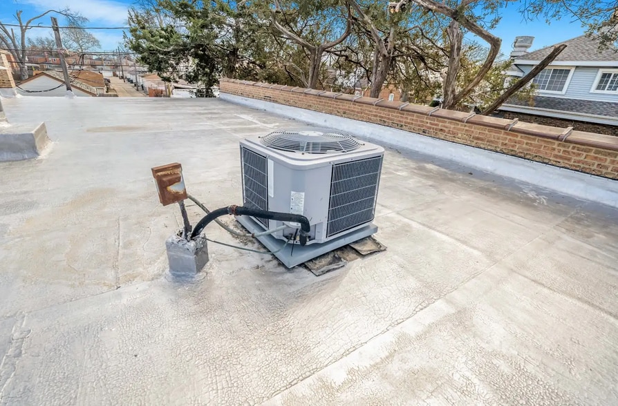 More Photos Of 837 Mannheim Rd, Bellwood Showroom For Sale