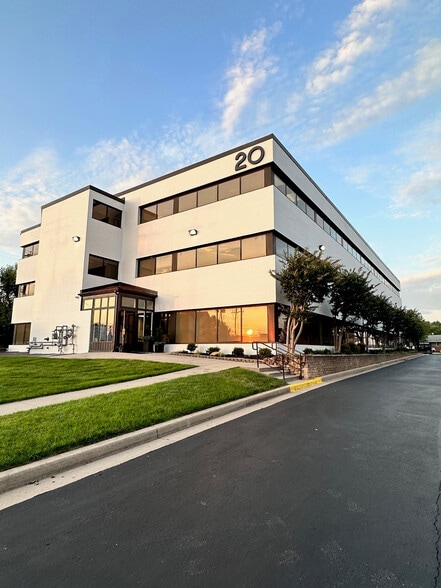 Primary Photo Of 20 E Timonium Rd, Timonium Office For Sale