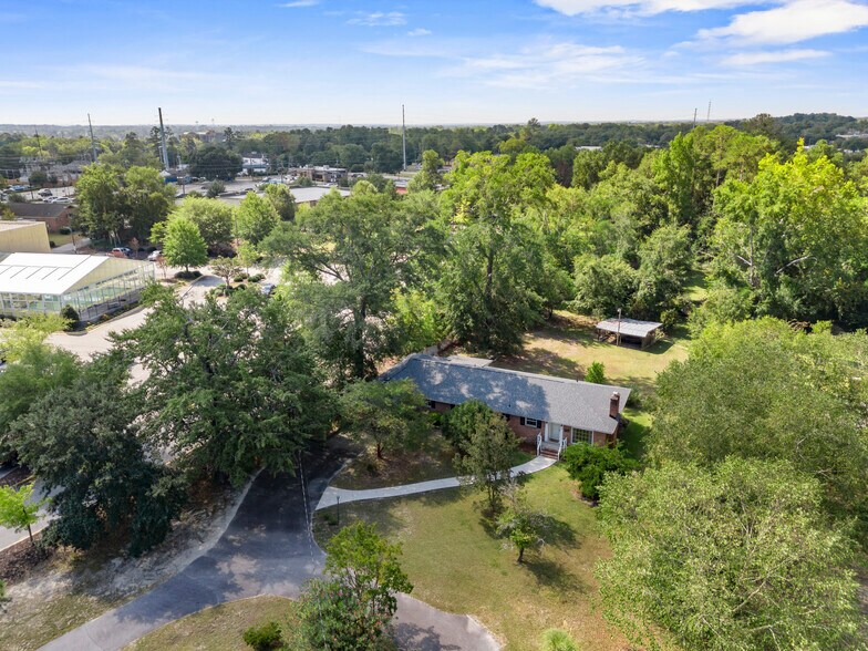 More Photos Of 104 Round Knob Rd, Lexington Office For Sale