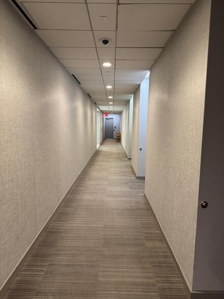 More Photos Of 50 W 47th St, New York Office For Sale