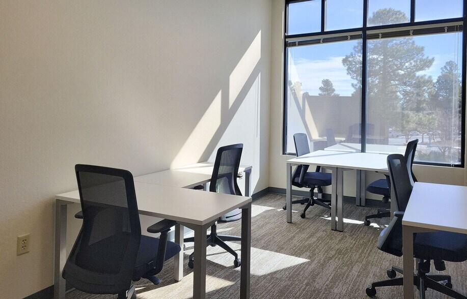 More Photos Of 1120 W University Ave, Flagstaff Coworking Space