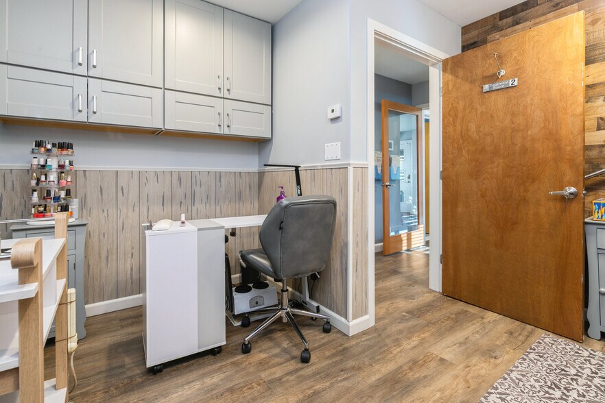 More Photos Of 1420 Montauk Hwy, Oakdale Medical For Lease