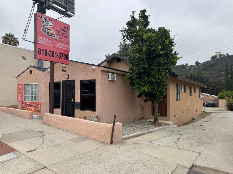 More Photos Of , Tujunga General Retail For Sale