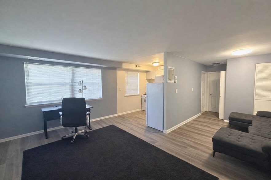 More Photos Of 3921 Maine Ave, Baltimore Apartments For Sale