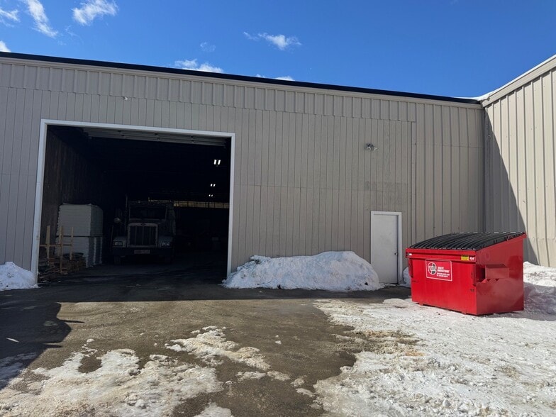 More Photos Of 930 Main St, Acton Warehouse For Lease