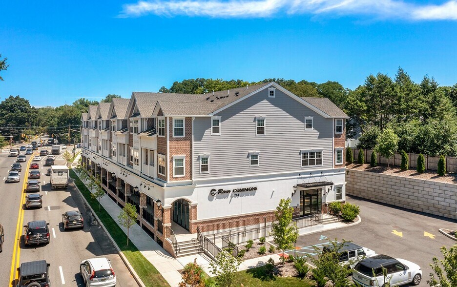 More Photos Of 764 New Bridge Rd, Teaneck Apartments For Lease