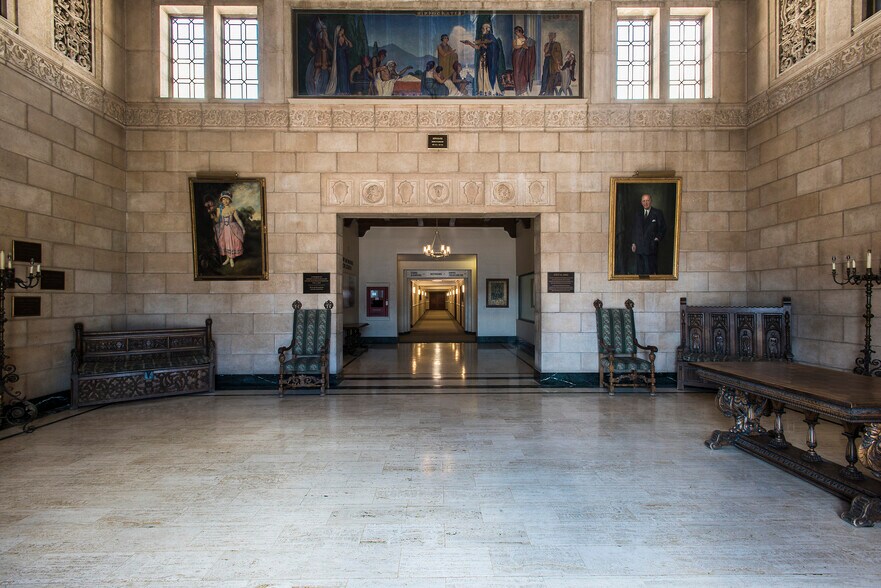 More Photos Of 926 E McDowell Rd, Phoenix Medical For Lease