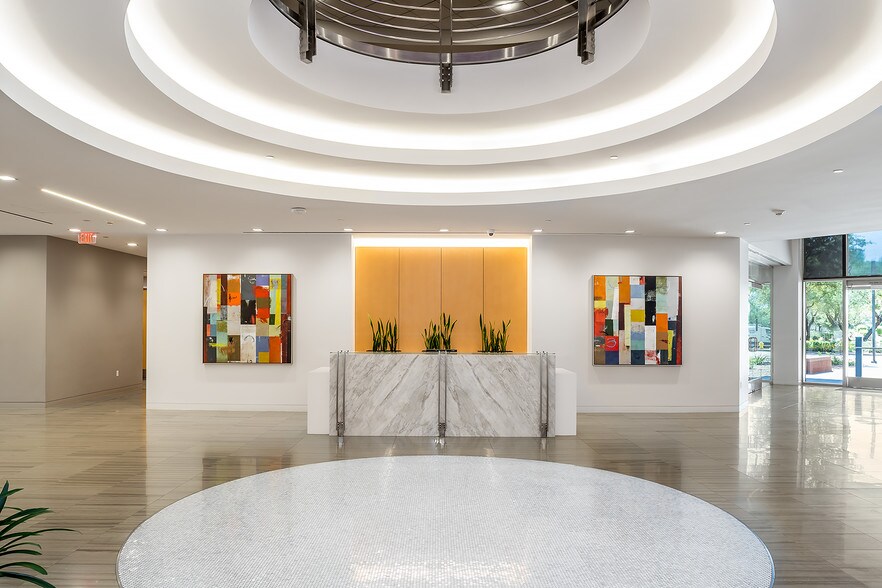 More Photos Of 16260 N 71st St, Scottsdale Office For Lease