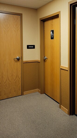 More Photos Of Dell Range Blvd & Grandview Ave, Cheyenne Flex For Lease