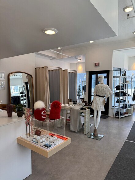 More Photos Of 105 W College Ave, Appleton Apartments For Lease