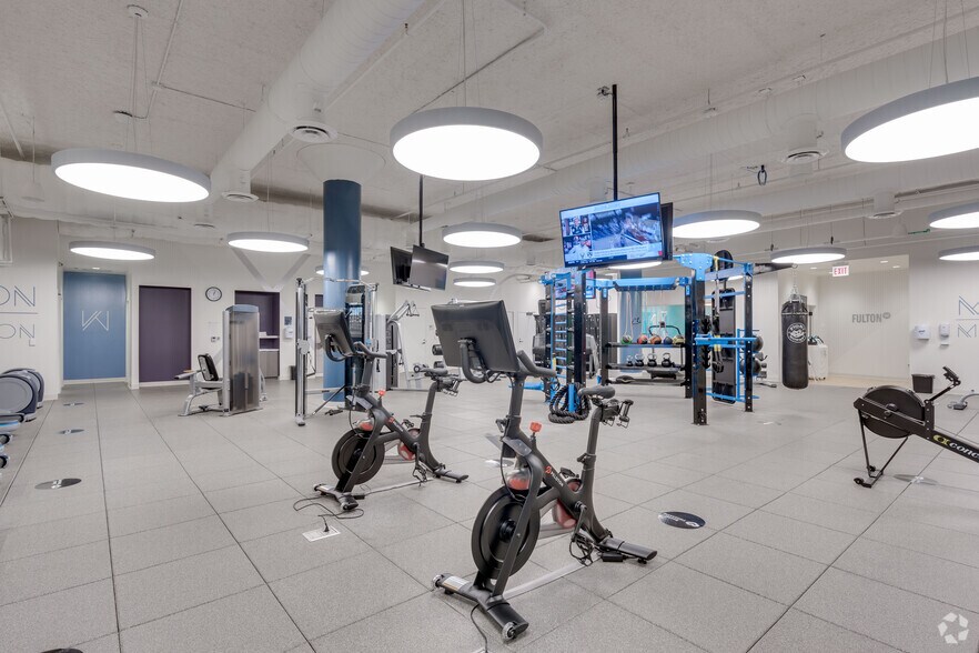 More Photos Of 1320 W Fulton St, Chicago Loft Creative Space For Lease