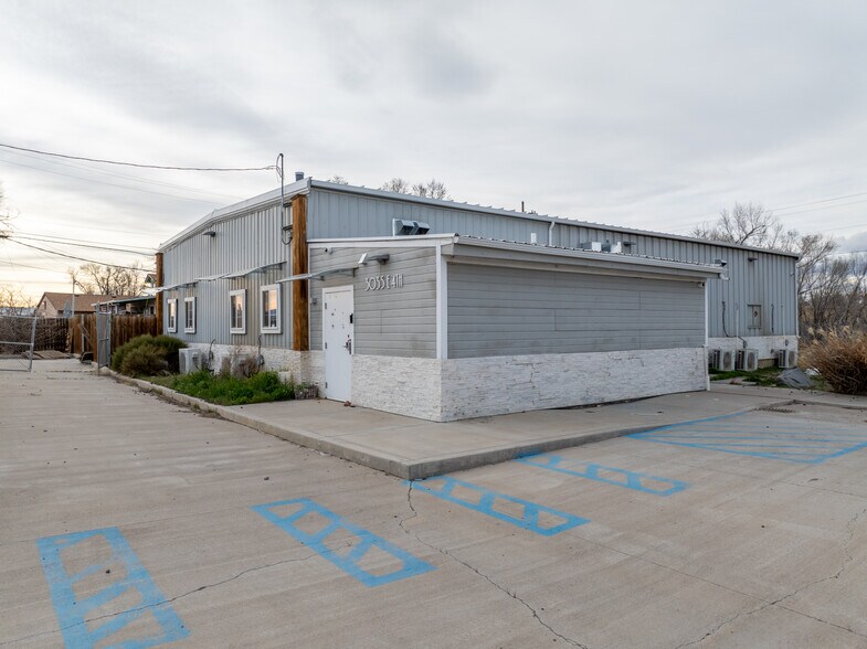 More Photos Of 3035 E 4th St, Pueblo Service For Sale