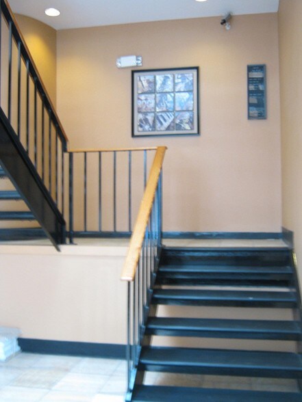 More Photos Of 378 Bergen Blvd, Fairview Medical For Lease