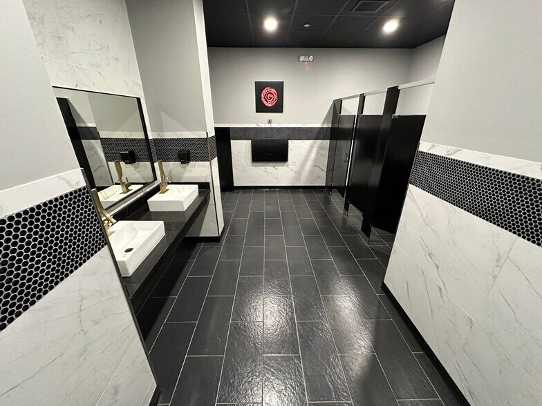 More Photos Of 118 Baltimore St, Cumberland Office Residential For Lease