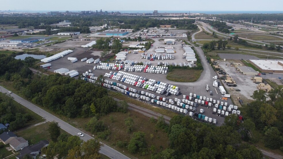 More Photos Of 2399 E 15th Ave, Gary Service For Lease