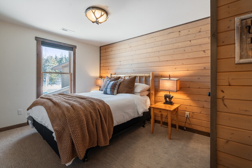 More Photos Of 1845 Hodgson Rd, Whitefish Hotel For Sale