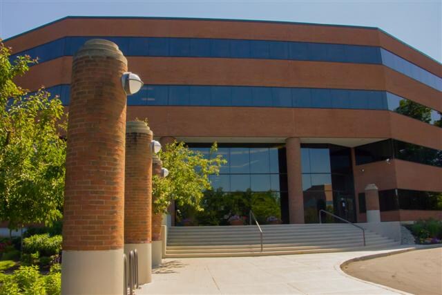 More Photos Of 463 Mountain View Dr, Colchester Office For Lease