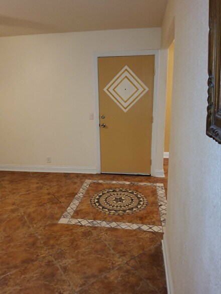 More Photos Of 3151 Soaring Gulls Dr, Las Vegas Apartments For Lease