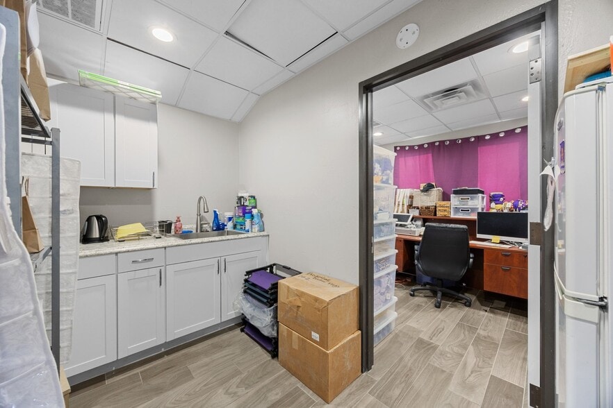 More Photos Of 14262 W State Highway 29, Liberty Hill General Retail For Sale