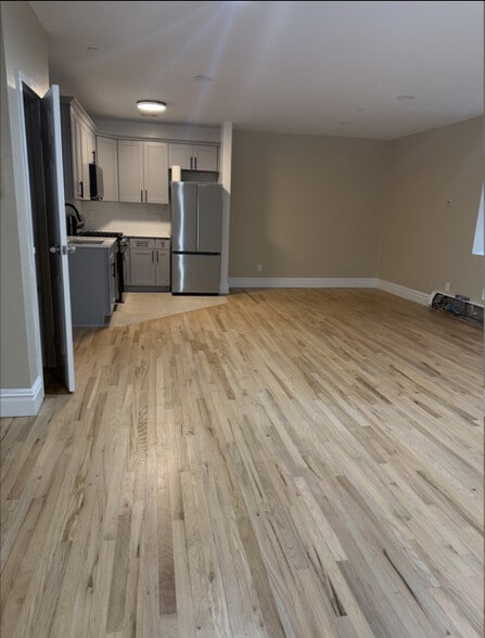 More Photos Of 11882 Metropolitan Ave, Kew Gardens Apartments For Lease