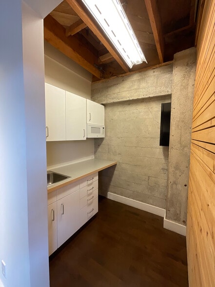 More Photos Of 1230 Howard St, San Francisco Flex For Lease