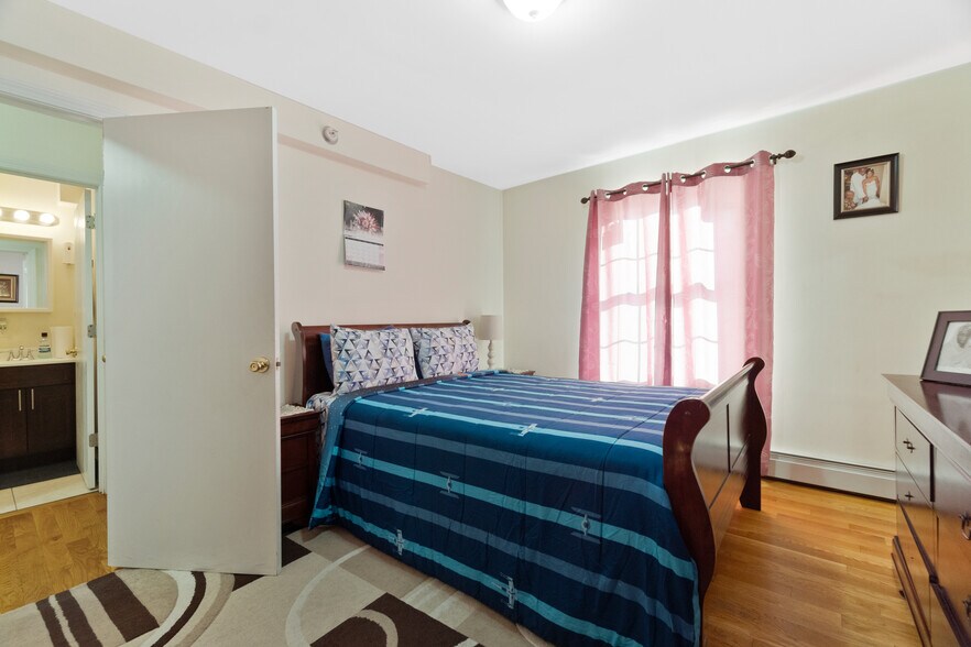 More Photos Of 71-79 Wood Ave, Bridgeport Storefront Retail Residential For Sale