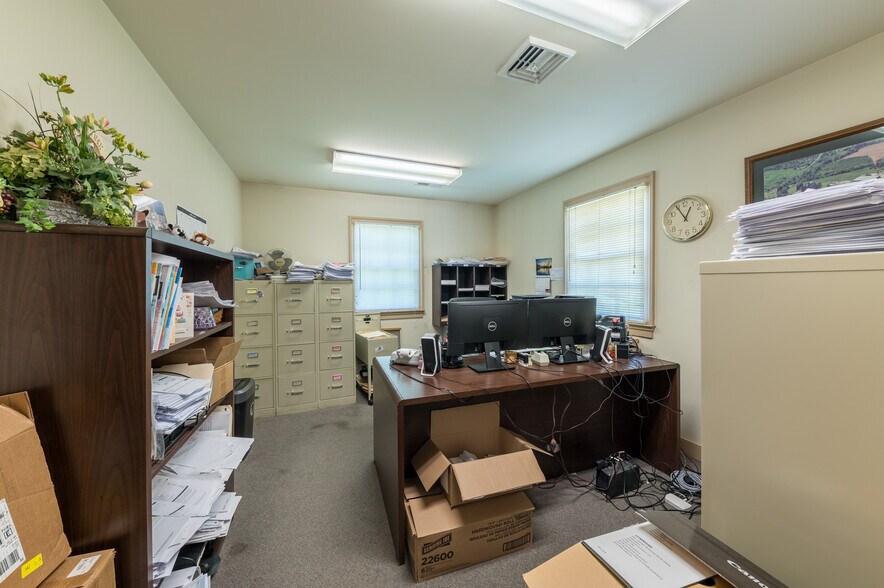 More Photos Of 164 Eyster Rd, Halltown Manufacturing For Sale