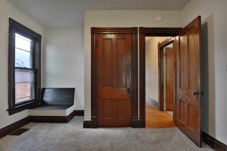 More Photos Of 51 Clark Pl, Columbus Multifamily For Sale