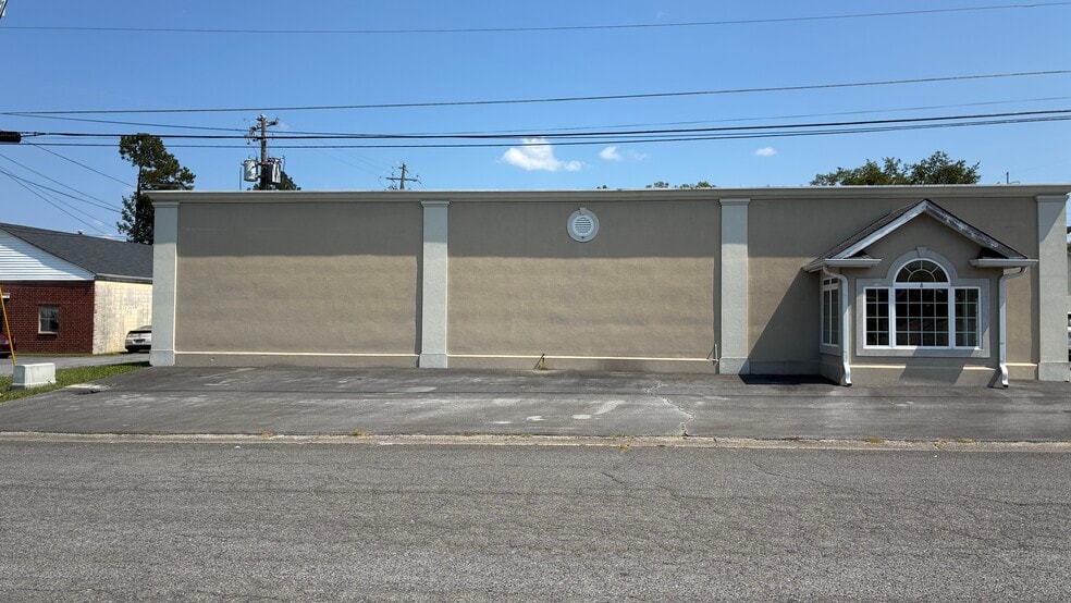 More Photos Of 6 Redmond Ct NW, Rome Industrial For Sale