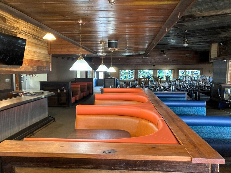 More Photos Of 7990 Horizon Center Blvd, Memphis Restaurant For Sale