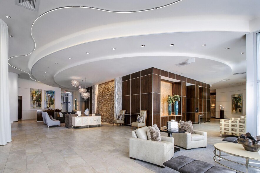 More Photos Of 2929 Weslayan St, Houston Apartments For Lease