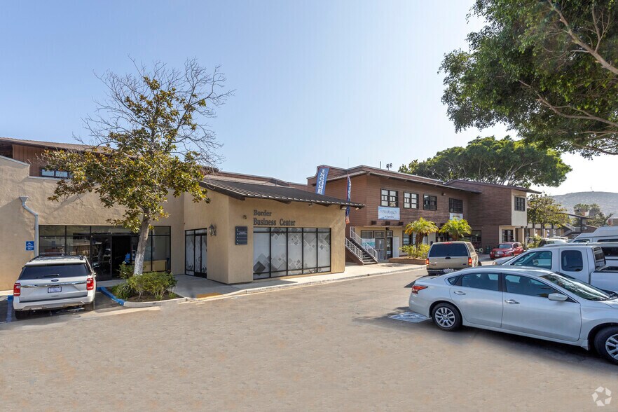 More Photos Of 4630 Border Village Rd, San Ysidro Office For Lease