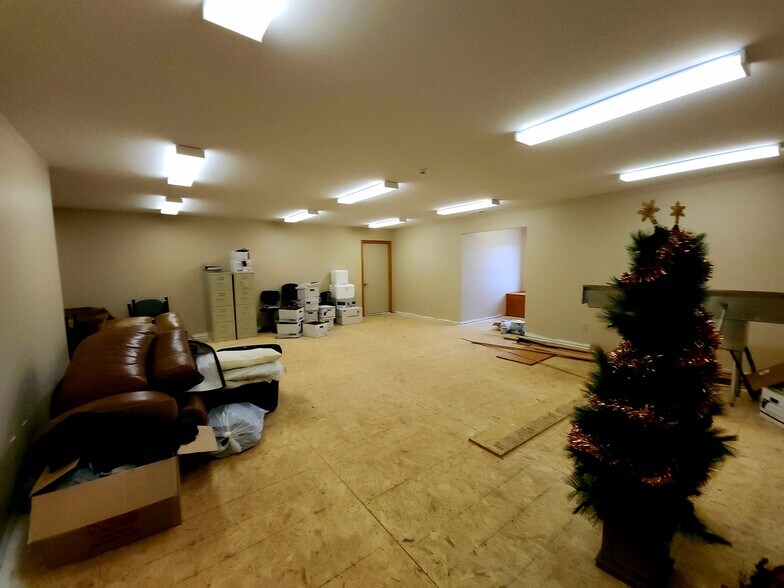 More Photos Of 7376 Business Center Dr, Avon Office For Sale