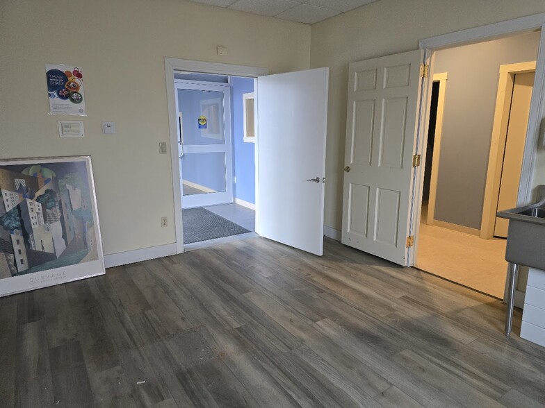 More Photos Of 87 Main St, East Millinocket Healthcare For Sale