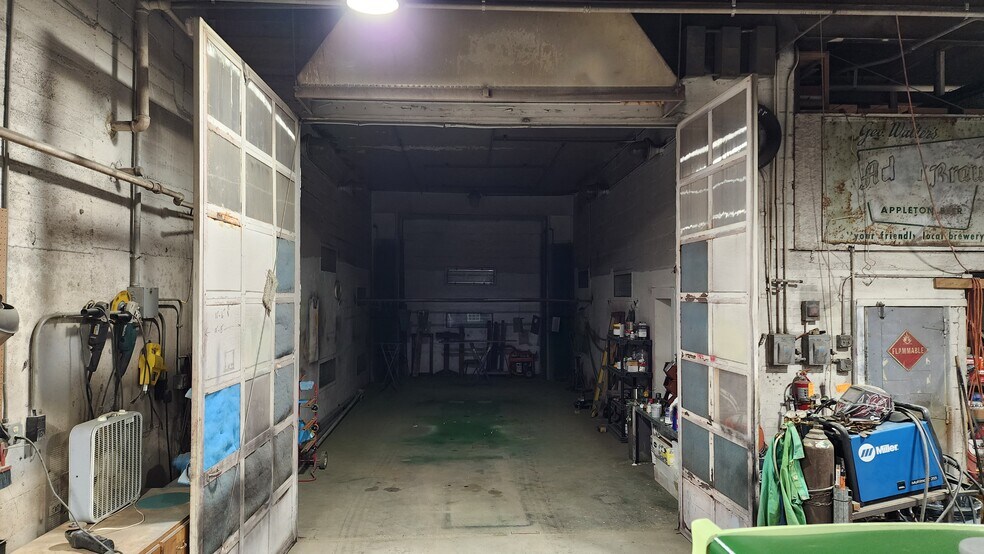 More Photos Of 109 S Main St, Marion Manufacturing For Sale