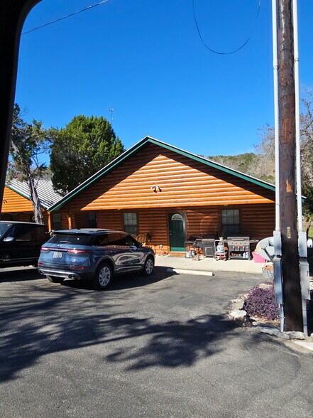 Primary Photo Of 40930 FM 3159, Canyon Lake Manufactured Housing Mobile Home Park For Sale