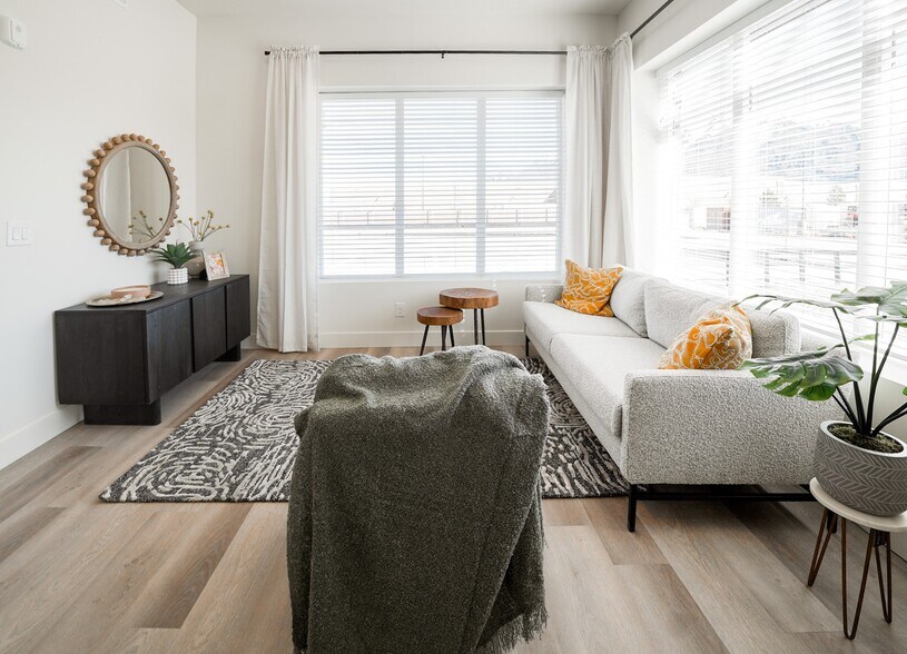 More Photos Of 655 S 1200 W, Springville Apartments For Lease