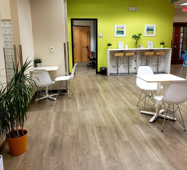 More Photos Of 2 University Plz, Hackensack Coworking Space