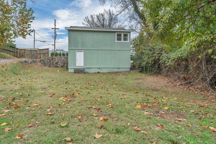 More Photos Of 1102 Kirkland Avenue, Nashville Office Residential For Lease