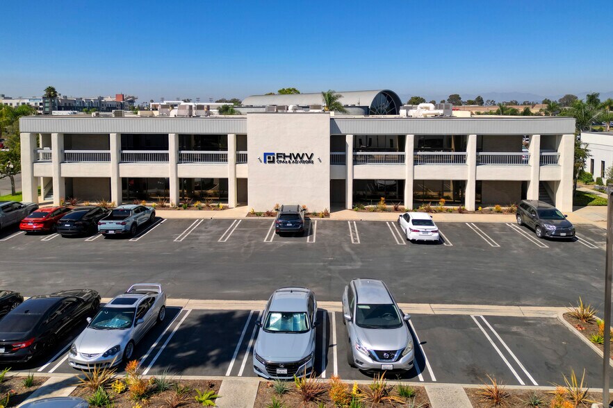 More Photos Of 11022 Winners Cir, Los Alamitos Office For Lease