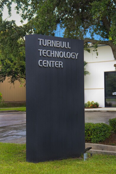 More Photos Of 1376 Turnbull Bay Rd, New Smyrna Beach Warehouse For Lease