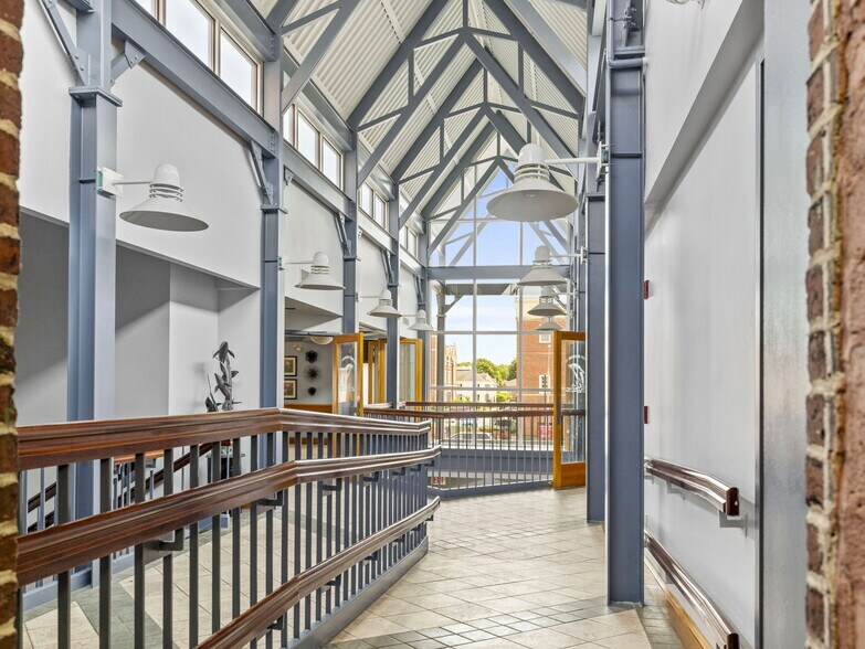 More Photos Of 12 Washington St, Natick Office For Lease