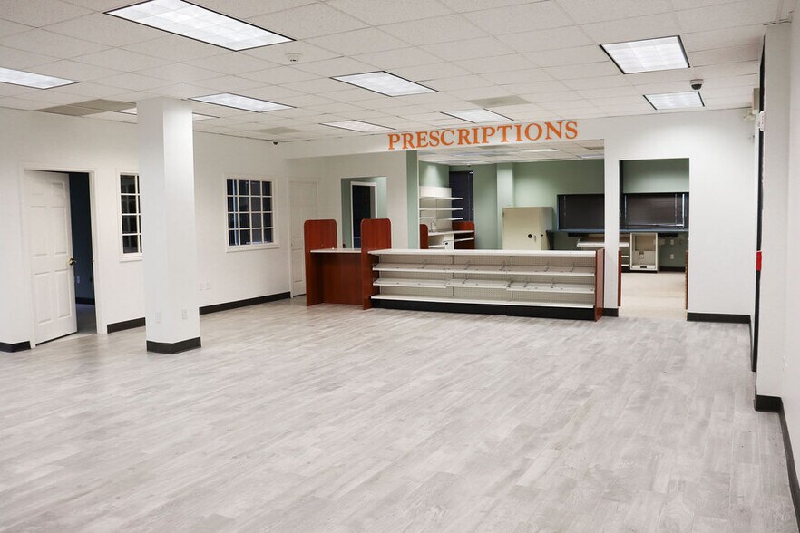 More Photos Of 6302 W Broadway St, Pearland Medical For Lease