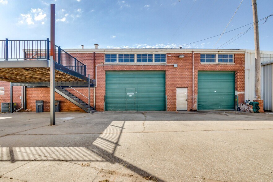 More Photos Of 1727 S Agnew Ave, Oklahoma City Service For Lease